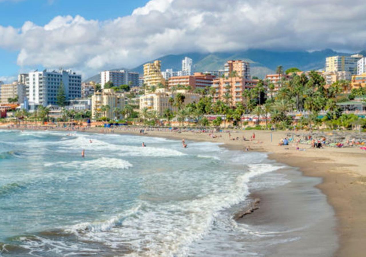Agata Lägenhet Benalmádena Exteriör bild